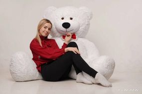 Большой плюшевый мишка с сердцем Yarokuz Ричард 2 метра Белый