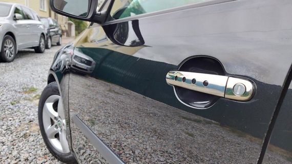Накладки на ручки з дірочками (4 шт, нерж) Carmos - Турецька сталь для Skoda Octavia II A5 2006-2010рр | Зображення 1