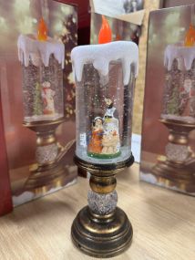 Дева-Мария Декоративная новогодняя LED свеча со снегом, 25см, от батареек и USB