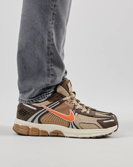 Кросівки чоловічі Vomero 5 New Brown Orange , В'єтнам | Зображення 3