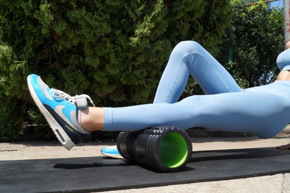 Масажний ролик (роллер) Power System PS-4050 Fitness Foam Roller Black/Green (33x15см.) | Зображення 8