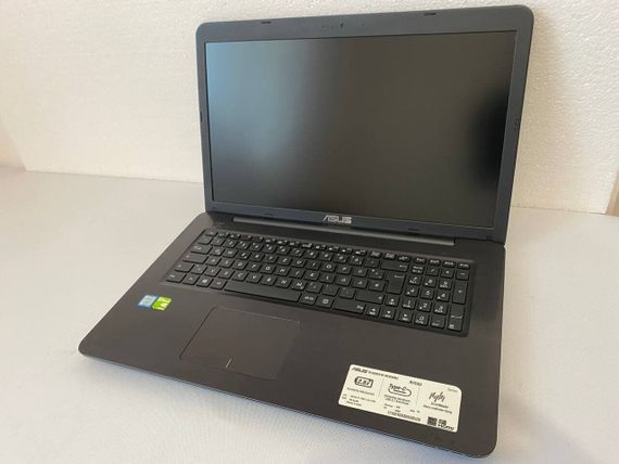Ноутбук Б-клас Asus R753U / 17.3" (1920x1080) IPS / Intel Core i5-7200U (2 (4) ядра по 2.5 - 3.1 GHz) / 12 GB DDR4 / 240 GB SSD / nVidia GeForce 920MX, 2 GB GDDR3, 64-bit / WebCam / DVD-ROM б/в | Зображення 1