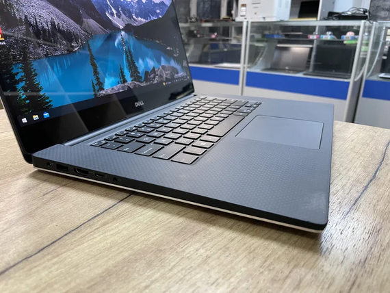 Ноутбук Dell XPS 9560 15.6 Touch 4K core i7 7700HQ/8gb/256SSD/GTX 1050-4gb | Зображення 2