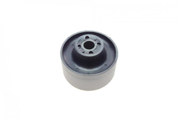 Сайлентблок рычага переднего снизу сзади Dodge Journey Fiat Freemont 2.0D-3.6 08- цельнолитый  BG0303