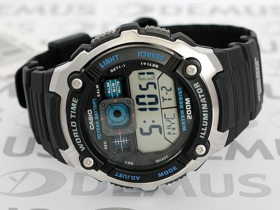 Чоловічі наручні годинники електронні стильні Японія оригінал Casio Collection AE-2000W-1AVEF | Зображення 5