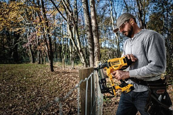 Степлер скобозабивний акумуляторний безщітковий DeWALT DCFS950N | Зображення 7