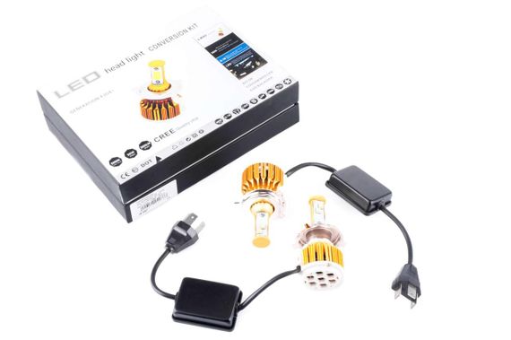 Лампы диодные автомобильные H4   (пара)   (12V 3600-LUMENS, четыре кристалла)   (аналог ксенона)   IZEN