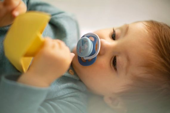 ПУСТУШКА AVENT ULTRA AIR 6-18МІС, ОРТОДОНТИЧНА, 2ШТ, I LOVE ДЛЯ ХЛОПЧИКІВ (SCF080/03) | Зображення 8