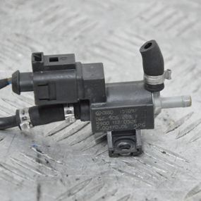 Клапан регулювання тиску наддуву Seat Leon Toledo 2005-2012 Клапан магнітний Сеат 06F906283F
