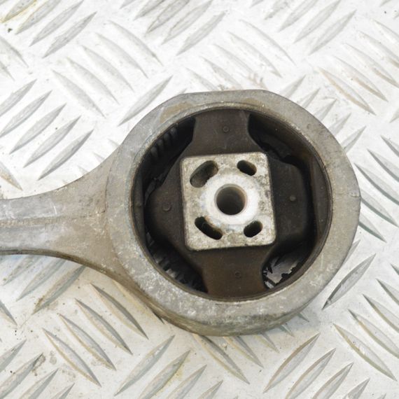 Кронштейн подушки двигуна Volkswagen Polo V 1.4 16V 2009-2017 Лапа опора мотора Фольксваген Поло 5 | Зображення 2