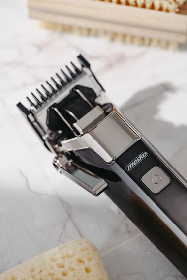 Машинка для стрижки Mesko MS 2842 акумуляторна з дисплеєм і USB-C | Зображення 8