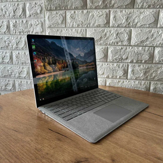 Ноутбук Сенсорний Surface Laptop i5 7300U 8Gb SSD 128Gb Б/В | Зображення 5