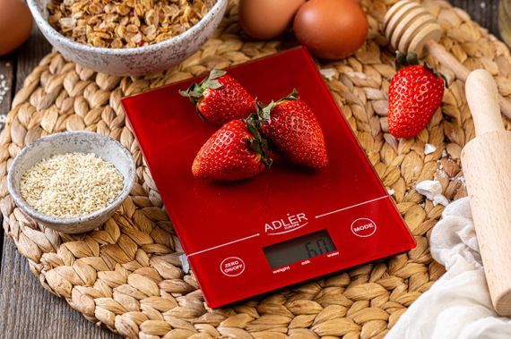 Ваги кухонні електронні Adler AD 3138 червоні до 5 кг зі скляною платформою | Зображення 4