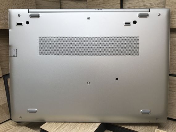 Ультрабук Б-класс HP Elitebook 745 G5 / 14" (1920x1080) IPS / AMD Ryzen 5 Pro 2500U (4 (8) ядра по 2.0 - 3.6 GHz) / 8 GB DDR4 / 256 GB SSD / AMD Radeon RX Vega 8 Graphics / WebCam б/у | Зображення 8