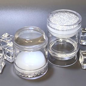 Силіконовий штамп для стемпінга Зефірка з білими стразами