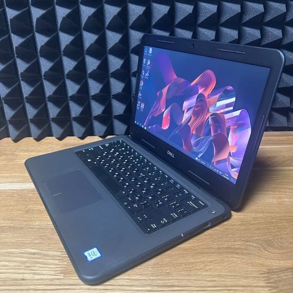 Ноутбук Dell Latitude 3310 / 13.3" (1366x768) TN / Intel Core i3-8145U (2 (4) ядра по 2.1 - 3.9 GHz) / 8 GB DDR4 / 128 GB SSD / Intel UHD Graphics / WebCam б/у | Зображення 5