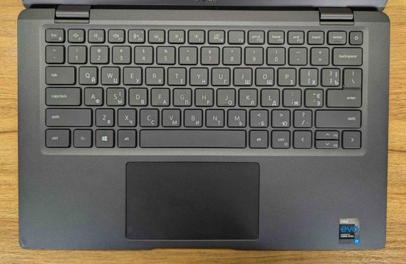 Ультрабук Dell Latitude 7420 / 14" (1920x1080) IPS / Intel Core i7-1185G7 (4 (8) ядра по 3.0 - 4.8 GHz) / 16 GB DDR4 / 512 GB SSD / Intel Iris Xe Graphics / HDMI / WebCam / Windows 11 б/у + Подарок Беспроводная мышь / USB | Зображення 2