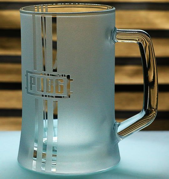Пивний келих 670 мл PUBG з гравіюванням подарунок для геймера фаната ПАБГ ігровий кухоль для пива | Зображення 4