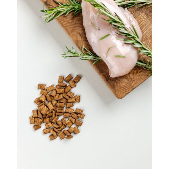 Хрумкі ласощі Savory Cats Snacks Pillows Hair Ball Control для дорослих котів подушечки для виведення шерсті 60 г | Зображення 4