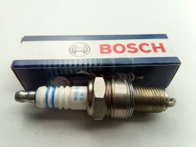 Свічка запалювання BOSCH SUPER PLUS WR8DC+3 (Lanos 1.5, ГАЗ інж., карб.) (0242229656)Цина за шт.