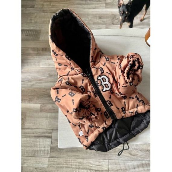 Брендовая зимняя куртка для собак BURBERRY с капюшоном, на змейке, коричневая | Зображення 1