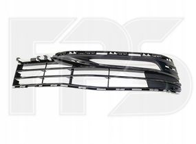 Ліва решітка в бампері BMW 5 G30/G31, 51117385277