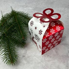 Складна подарункова коробка маленька 7,5х7,5 см - червоний малюнок №4