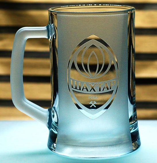 Пивний келих 670 мл ФК Шахтар Донецьк  з гравіюванням подарунок для фаната футбольний кухоль глянець