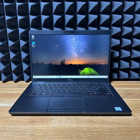 Ультрабук Dell Latitude 5400 / 14" (1920x1080) IPS / Intel Core i5-8265U (4 (8) ядра по 1.6 - 3.9 GHz) / 8 GB DDR4 / 256 GB SSD / Intel UHD Graphics / WebCam б/у | Зображення 1