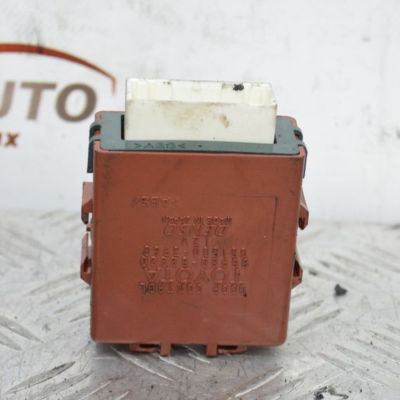 Блок управління дверима Toyota Yaris 1999-2005 модуль управління дверима Тойота Яріс 8598052220