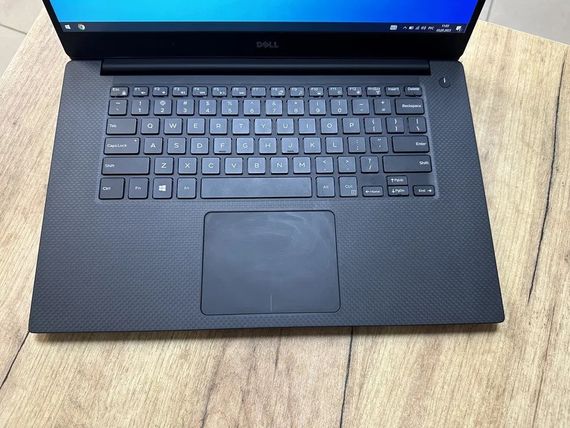 Ноутбук Dell XPS 9560 15.6" FHD IPS core i7 7700HQ/16Gb/SSD 256Gb/ GTX 1050 Б/В | Зображення 4