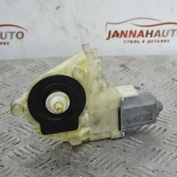 Моторчик склопідйомника задніх правих дверей Volkswagen Passat B6 2005-2010 Фольксваген Пасат 1K0959704AB | Зображення 1