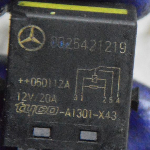 Реле поворотів Mercedes W168 W203 W211 W251 Реле покажчиків поворотів Мерседес в168 в203 в211 в251 0025421219 | Зображення 1