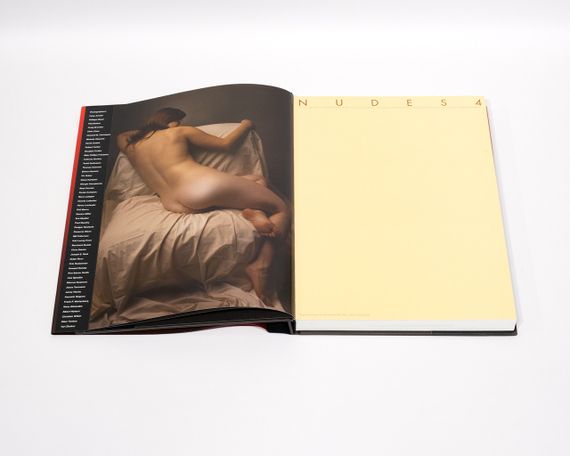 Книга - фотоальбом еротичної фотографії найкращих фотографів світу Graphis Nudes V.4 | Зображення 1