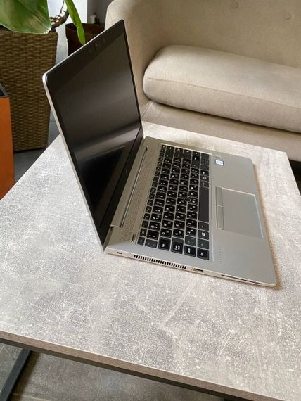 Ультрабук HP EliteBook 840 G6 / 14" (1920x1080) IPS / Intel Core i5-8265U (4 (8) ядра по 1.6 - 3.9 GHz) / 8 GB DDR4 / 256 GB SSD / Intel UHD Graphics 620 / WebCam / Win 10 б/в | Зображення 2