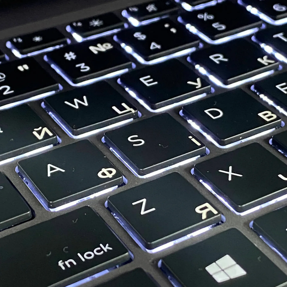 Мобільна робоча станція Б-клас HP ZBook 15 G5 / 15.6" (1920x1080) IPS / Intel Core i7-8850H (6 (12) ядра по 2.6 - 4.3 GHz) / 16 GB DDR4 / 240 GB SSD / nVidia Quadro P1000, 4 GB GDDR5, 256-bit / Fingerprint / HDMI б/в + Подарунок Бездротова миша / USB | Зображення 4