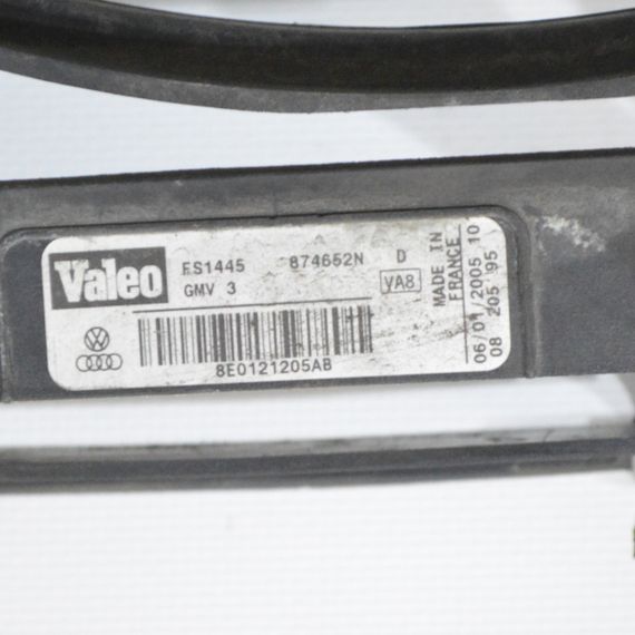 Дифузор вентилятора охолодження Audi A4 b7 2.0 TDI корпус вентилятора радіатора Ауді а4 б7 8E0121205AB | Зображення 2