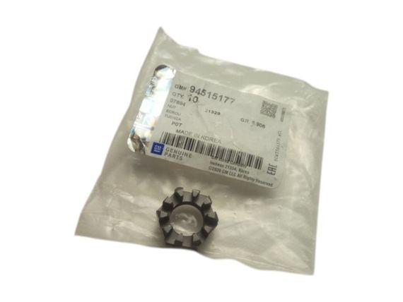 Гайка задней ступицы Ланос GM - 94515177
