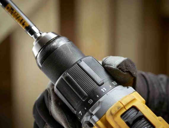 Дриль-шуруповерт DeWALT акумуляторний безщітковий ударний без АКБ та ЗП DCD799NT | Зображення 1