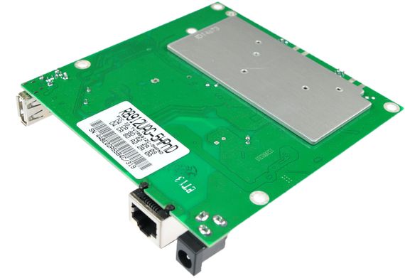 Маршрутизатор Mikrotik RB912UAG (RB912UAG-2HPnD), 600Mhz Atheros CPU, 64MB RAM, 1xGigabit | Зображення 3