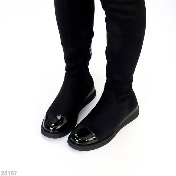 Шикарні високі чорні чоботи замшеві ботфорти з глянцевим носиком | Зображення 3