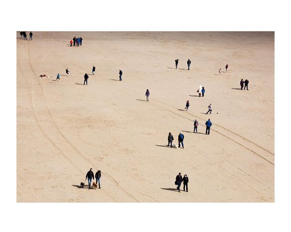 Книга з фотографії Martin Parr: Beach Therapy фотомистецтво альбоми відомих фотографів Мартін Парр пляж | Зображення 4