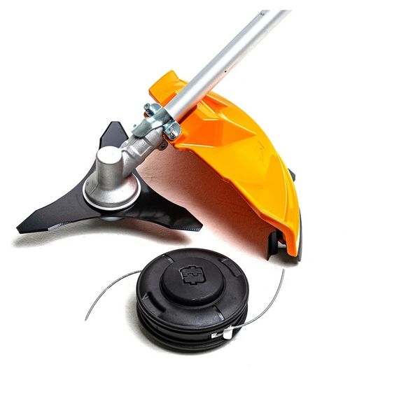 Мотокоса аккумуляторная GTM BC56/1800BL KIT (420 мм, 5800 об/мин, 2.4 мм, BL, 56 В, без аккумуляторов и зарядного устройства) | Зображення 1