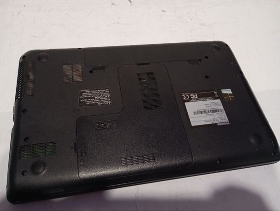 Ноутбук Б-класс Toshiba Satellite C50-A-1JM / 15.6" (1366x768) TN / Intel Celeron N2840 (2 ядра по 2.16 - 2.58 GHz) / 4 GB DDR3 / 128 GB SSD / Intel HD Graphics / WebCam / DVD-RW б/у | Зображення 6