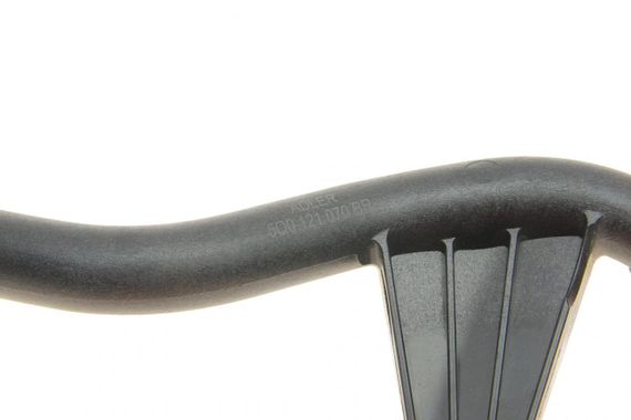 Патрубок системи охолодження VW Golf VII Passat Tiguan Touran 13- 5Q0121070AB | Зображення 3