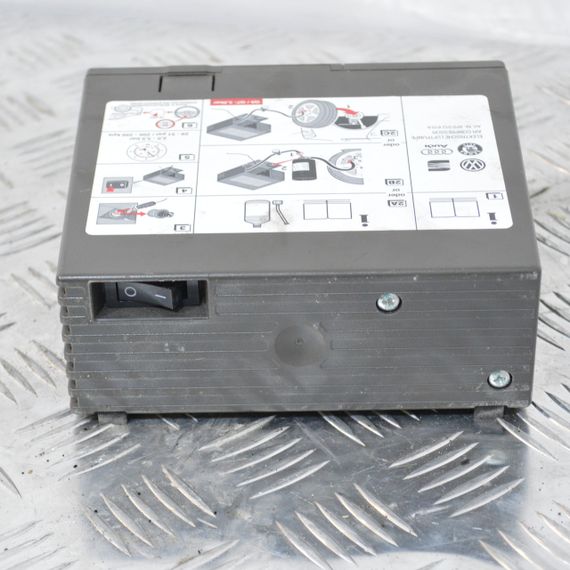 Компресор для підкачування шин Audi Q5 Q7 2005-2024 Компресор підкачування коліс Ауді ку5 ку7 8P0012615A | Зображення 1