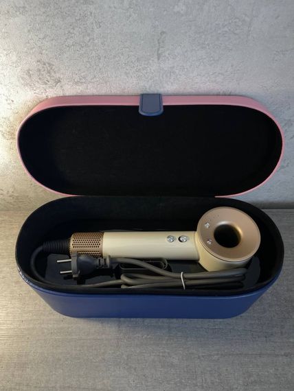 Фен  Super Hair Dryer білий з іонізацією та турборежимом з кесом на 1 насадку