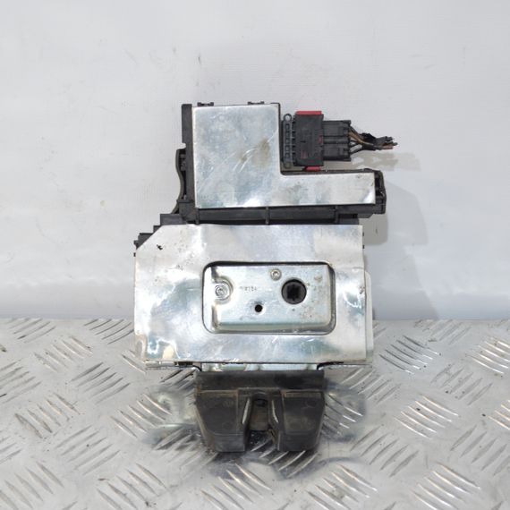 Замок кришки багажника Opel Vectra C 2002-2008 Замок дверей багажника Опель Вектра Ц 24467824 | Зображення 2