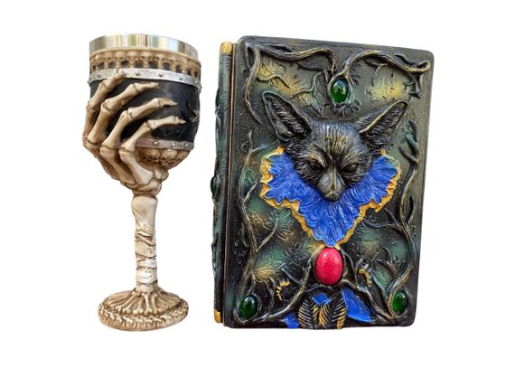 Подарунковий набір Келих 3D Рука з Черепами та блокнот 3D «Лісовий Гримуар Лиси»