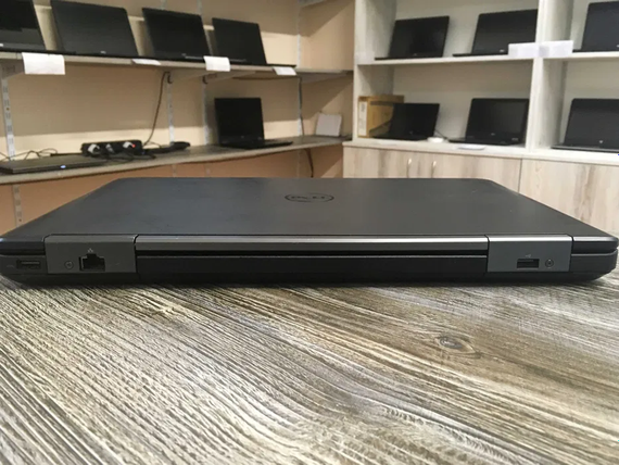 Ноутбук Dell Latitude Е5540 15.6 HD/i7-4600U/8Gb/GT-720 2GB/256 SSD | Зображення 3